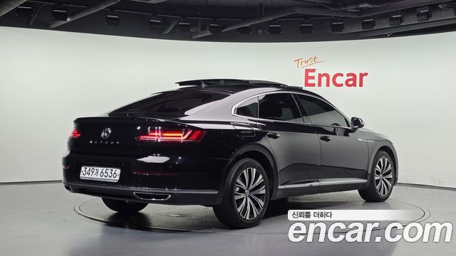 Volkswagen Arteon 2019 — photo 2