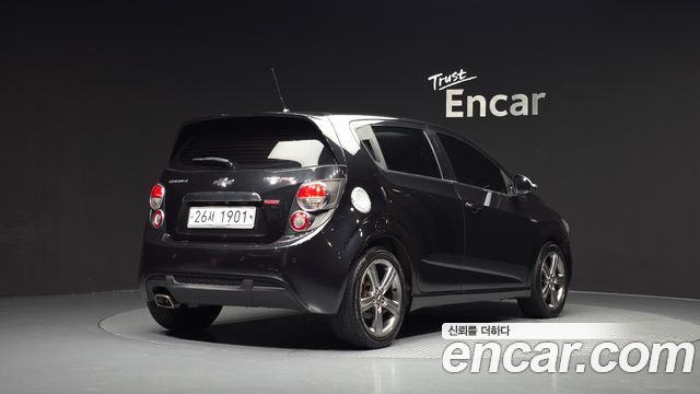Chevrolet Korea Aveo 2014 — photo 2