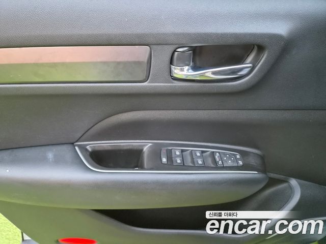 Renault Korea QM6 2024 — photo 13