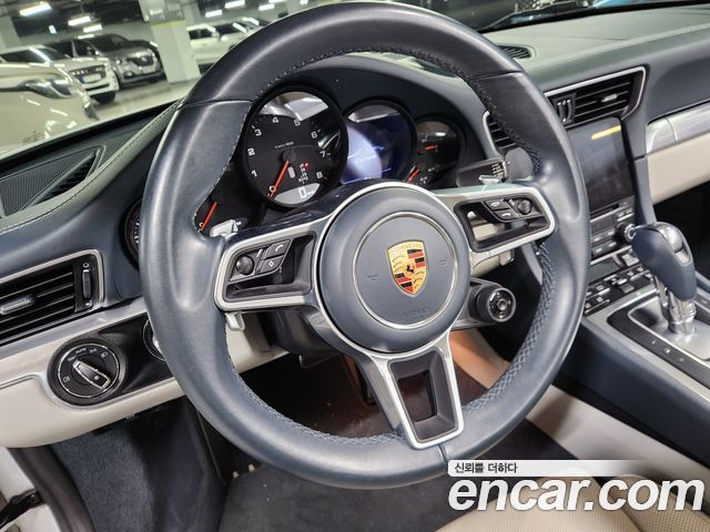 Porsche 911 2017 — photo 7