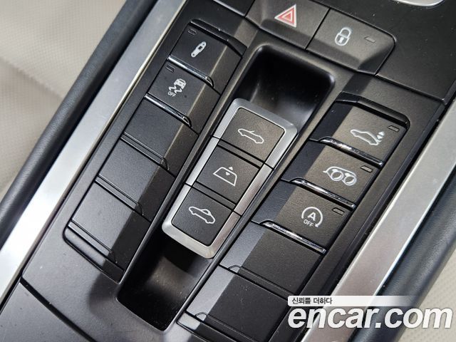 Porsche 911 2017 — photo 13