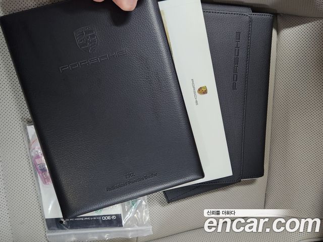 Porsche 911 2017 — photo 20