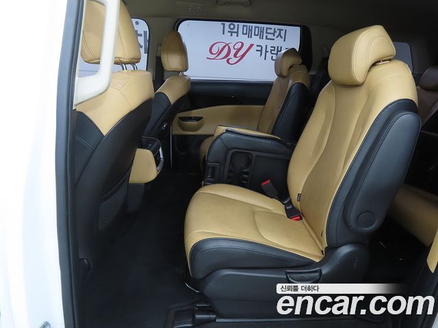 Kia Canival 2022 — photo 6