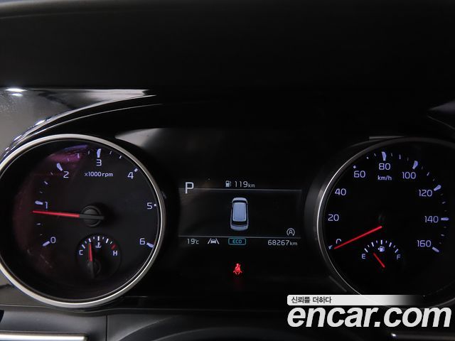 Kia Canival 2022 — photo 9