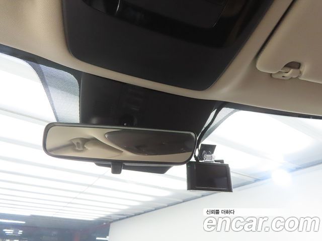 Kia Canival 2022 — photo 12