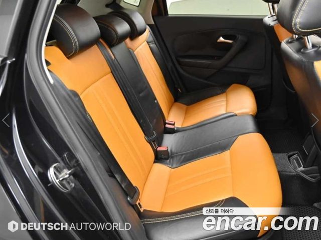 Volkswagen Polo 2014 — photo 12