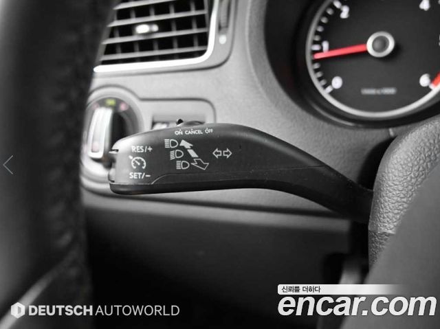 Volkswagen Polo 2014 — photo 15