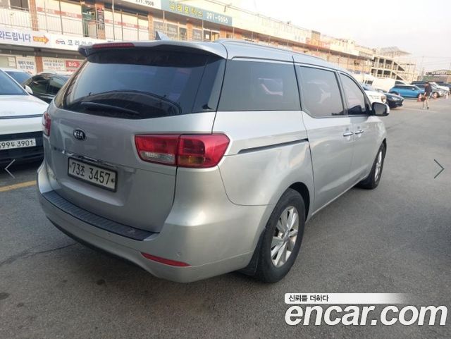 Kia Canival 2016 — photo 2