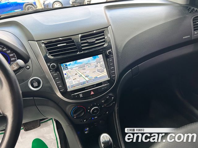 Hyundai Accent 2016 — photo 7