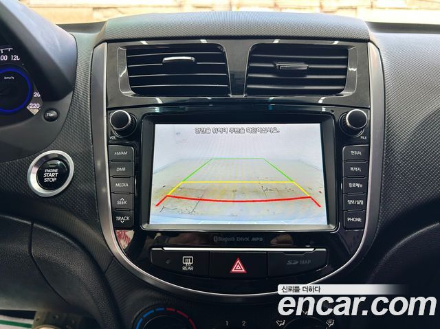 Hyundai Accent 2016 — photo 8