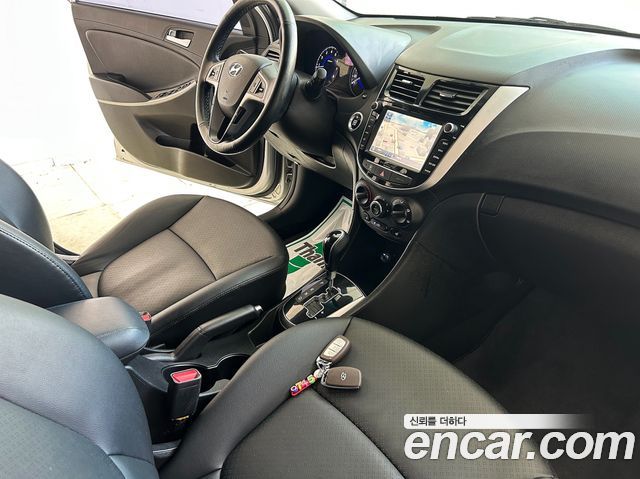 Hyundai Accent 2016 — photo 15