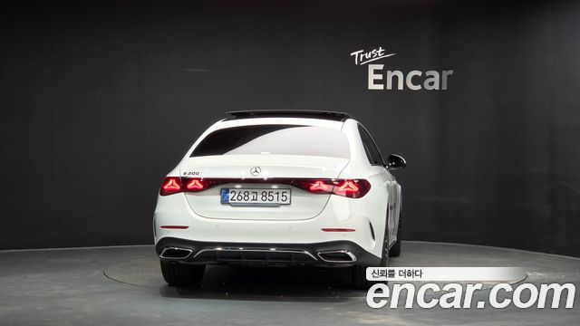 Mercedes-Benz E-Class 2026 — photo 4
