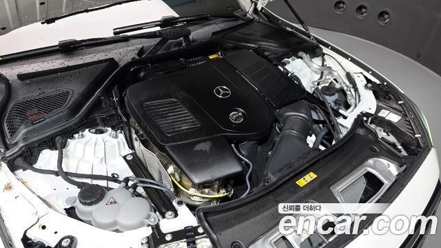 Mercedes-Benz E-Class 2026 — photo 6