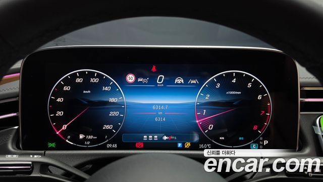 Mercedes-Benz E-Class 2026 — photo 11