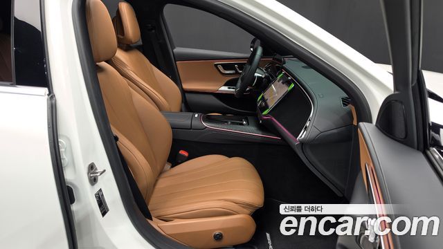 Mercedes-Benz E-Class 2026 — photo 16