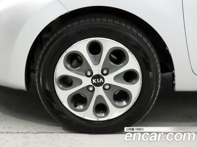 Kia morning 2012 — photo 5
