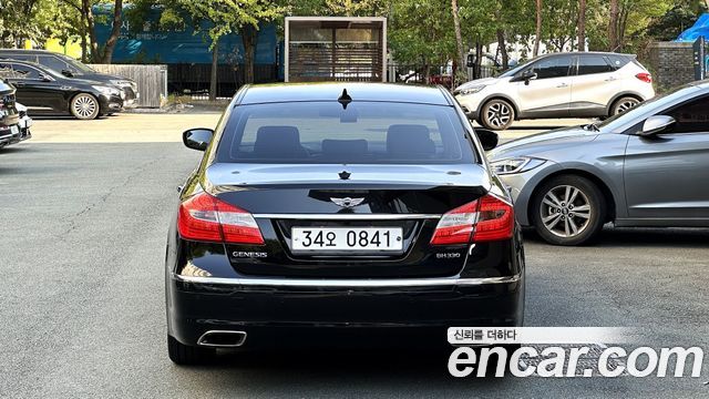 Hyundai Genesis 2013 — photo 6