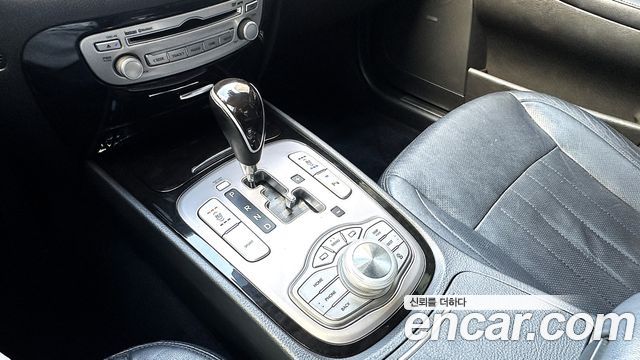 Hyundai Genesis 2013 — photo 16