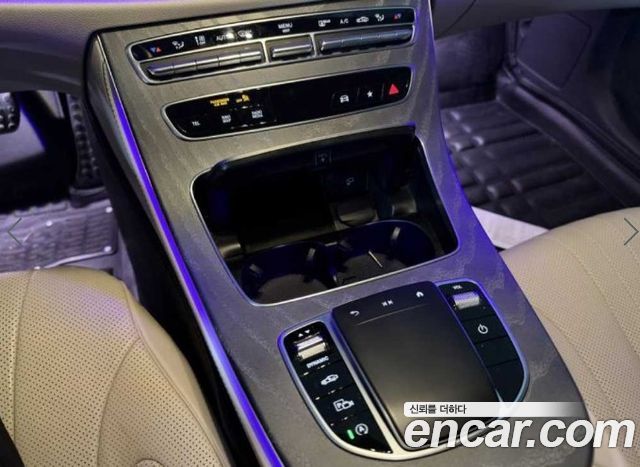 Mercedes-Benz CLS-Class 2021 — photo 11