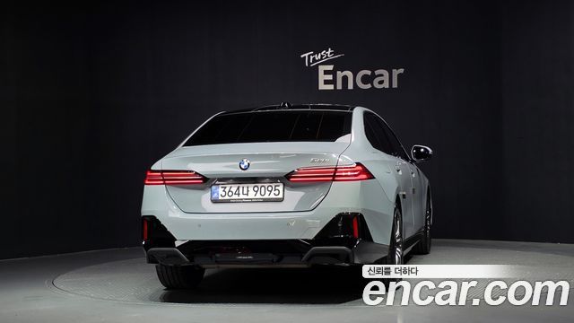 BMW 5-Series 2026 — photo 4