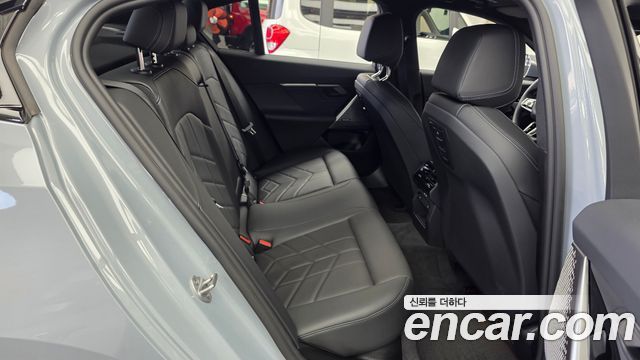 BMW 5-Series 2026 — photo 17