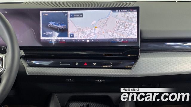 BMW 5-Series 2026 — photo 20
