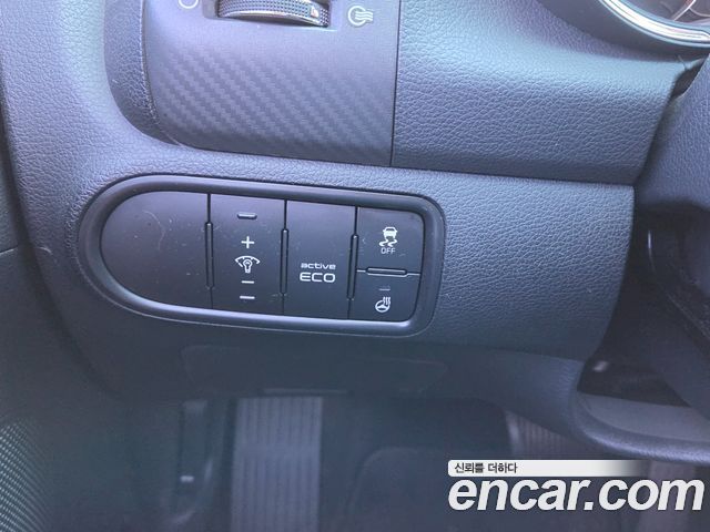Kia K3 2015 — photo 11