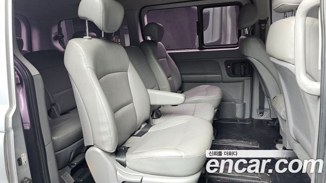 Hyundai Starex 2013 — photo 12