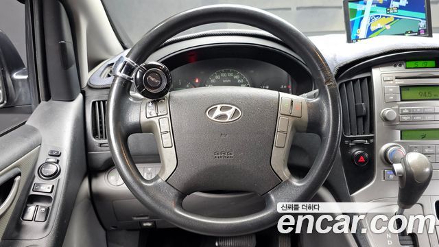 Hyundai Starex 2013 — photo 14