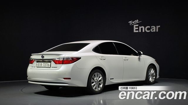 Lexus ES 2014 — photo 2
