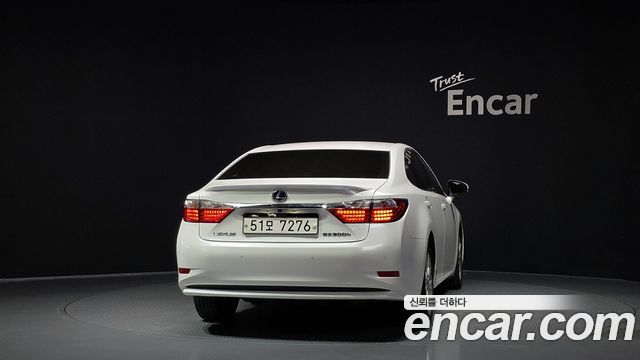Lexus ES 2014 — photo 4