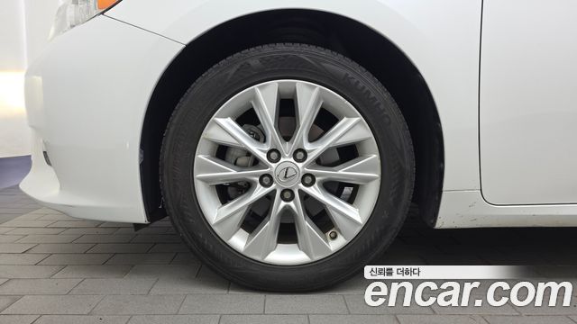 Lexus ES 2014 — photo 5
