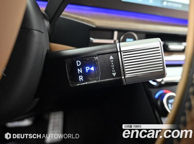 Hyundai Santafe 2025 — photo 9