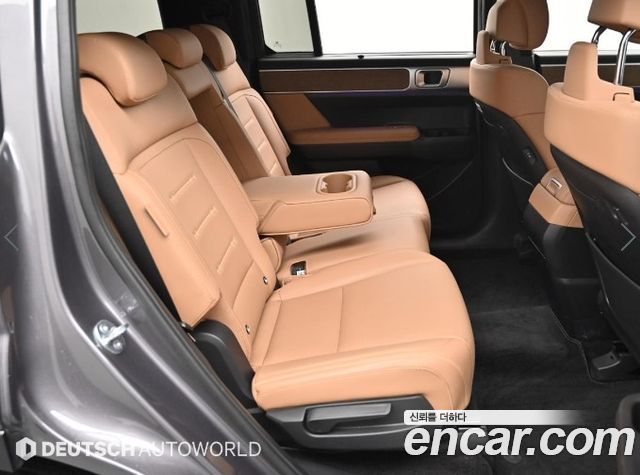 Hyundai Santafe 2025 — photo 12