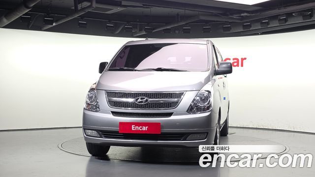 Hyundai Starex 2011 — photo 3