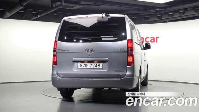 Hyundai Starex 2011 — photo 4