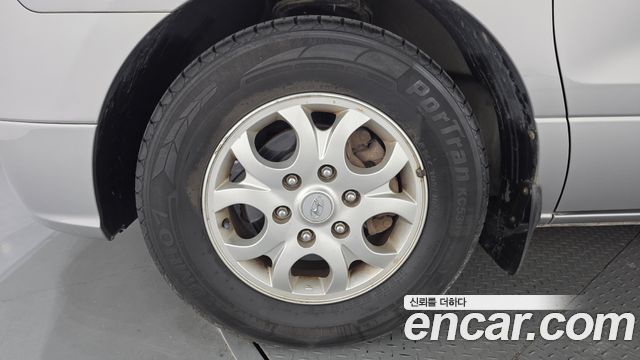 Hyundai Starex 2011 — photo 5