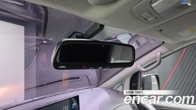 Hyundai Starex 2011 — photo 19