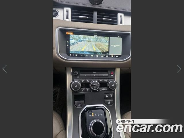 Land Rover Range Rover Evoque 2018 — photo 8