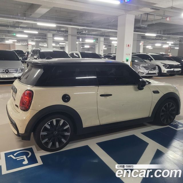 Mini Cooper 2023 — photo 5