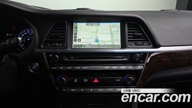 Hyundai Aslan 2017 — photo 14
