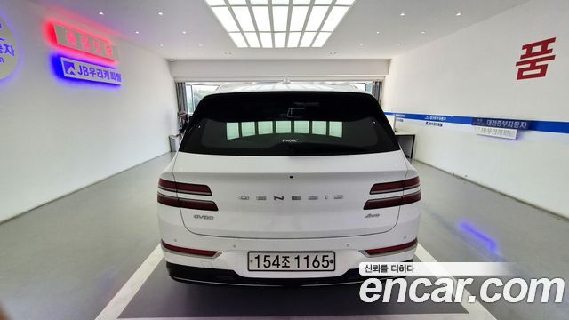 Genesis GV80 2020 — photo 12