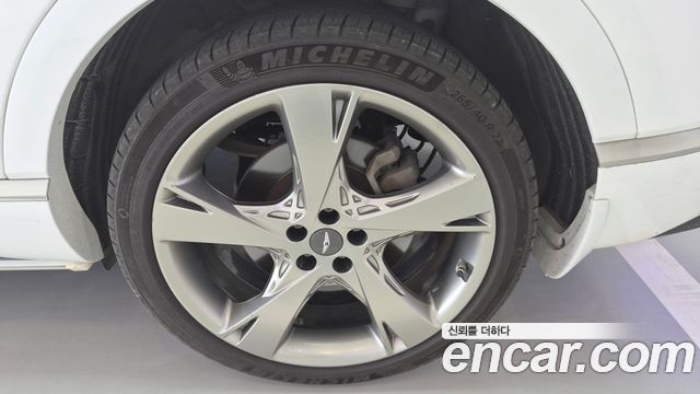 Genesis GV80 2020 — photo 14