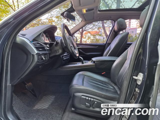 BMW X5 2015 — photo 10