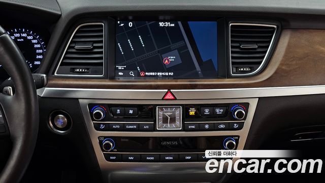 Genesis G80 2019 — photo 20