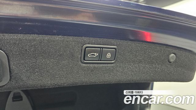 Genesis G80 2019 — photo 26
