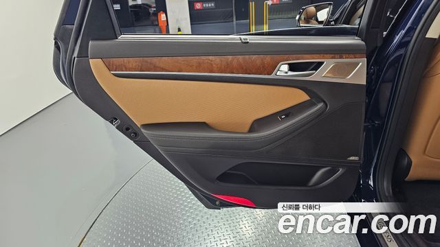 Genesis G80 2019 — photo 15