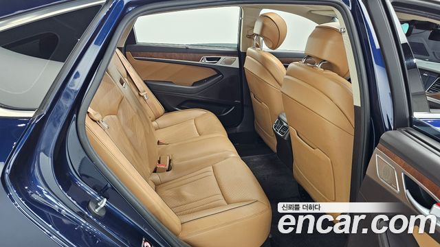 Genesis G80 2019 — photo 16