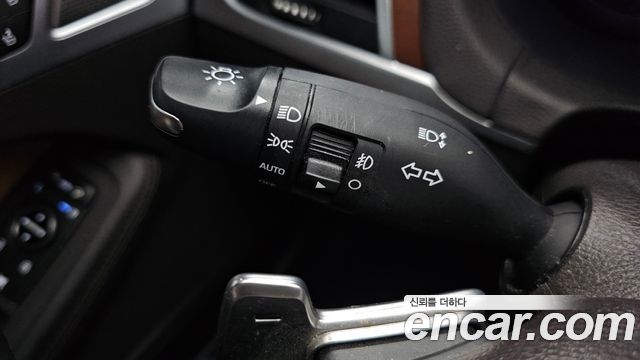 Genesis G80 2019 — photo 29
