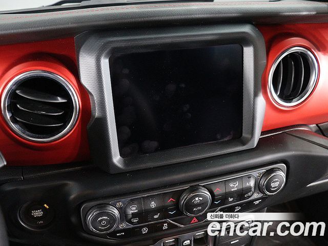 Jeep Wrangler 2019 — photo 8